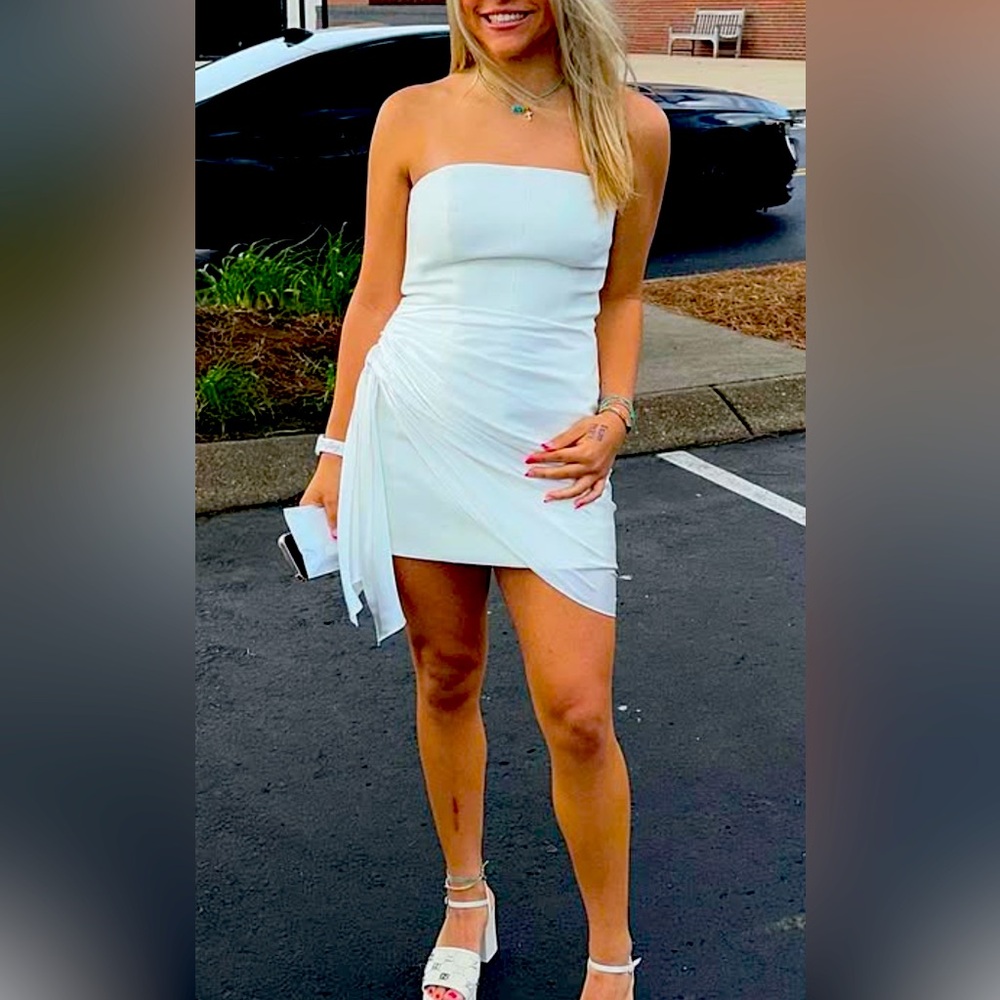 Cinq a Sept designer White mini dress